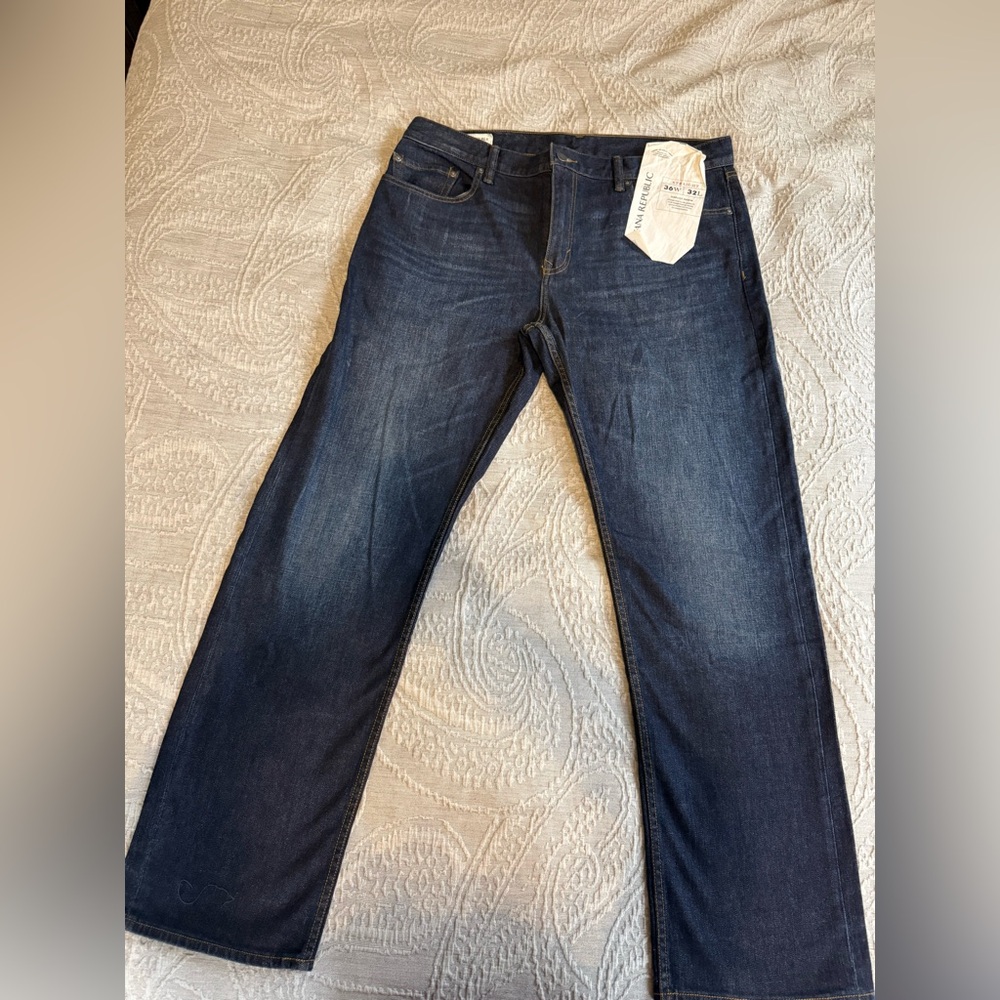 NWT Banana Republic Straight Leg Jeans